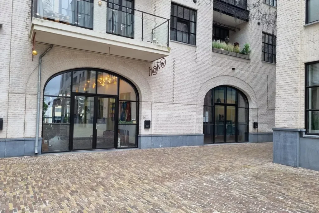 Retail, Horeca, Commerciële ruimtes op Maanplein, Spoorplein in Heerlen, beeld 3 van 4